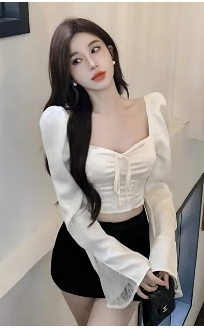 3✮- NIFRM26290 - Top (Small Cut)